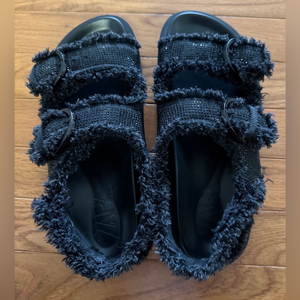 ZARA - Black Sandals with Buckles